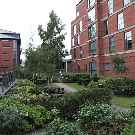 Broad Gauge Apartments Wolverhampton Exterior photo